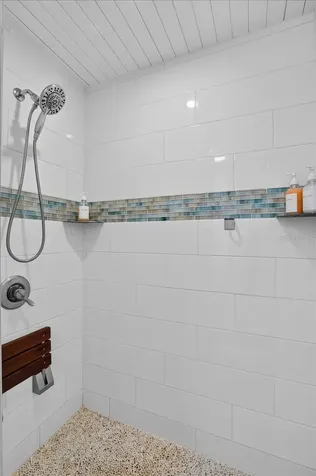 18 Seaside Court Holmes Beach FL 34217