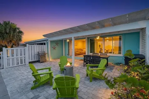 18 Seaside Court Holmes Beach FL 34217