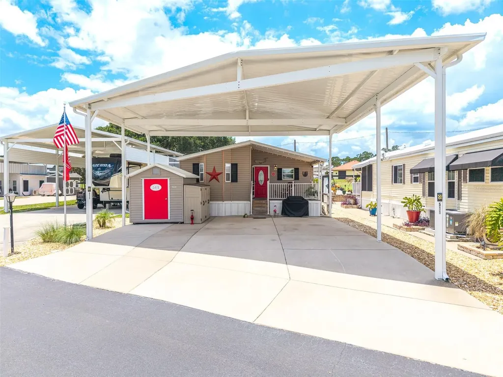 511 Par Pines Boulevard Davenport FL 33837