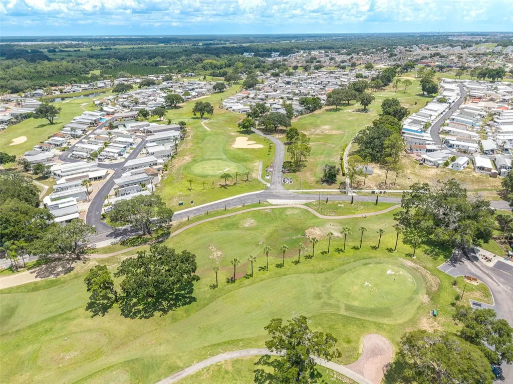 511 Par Pines Boulevard Davenport FL 33837