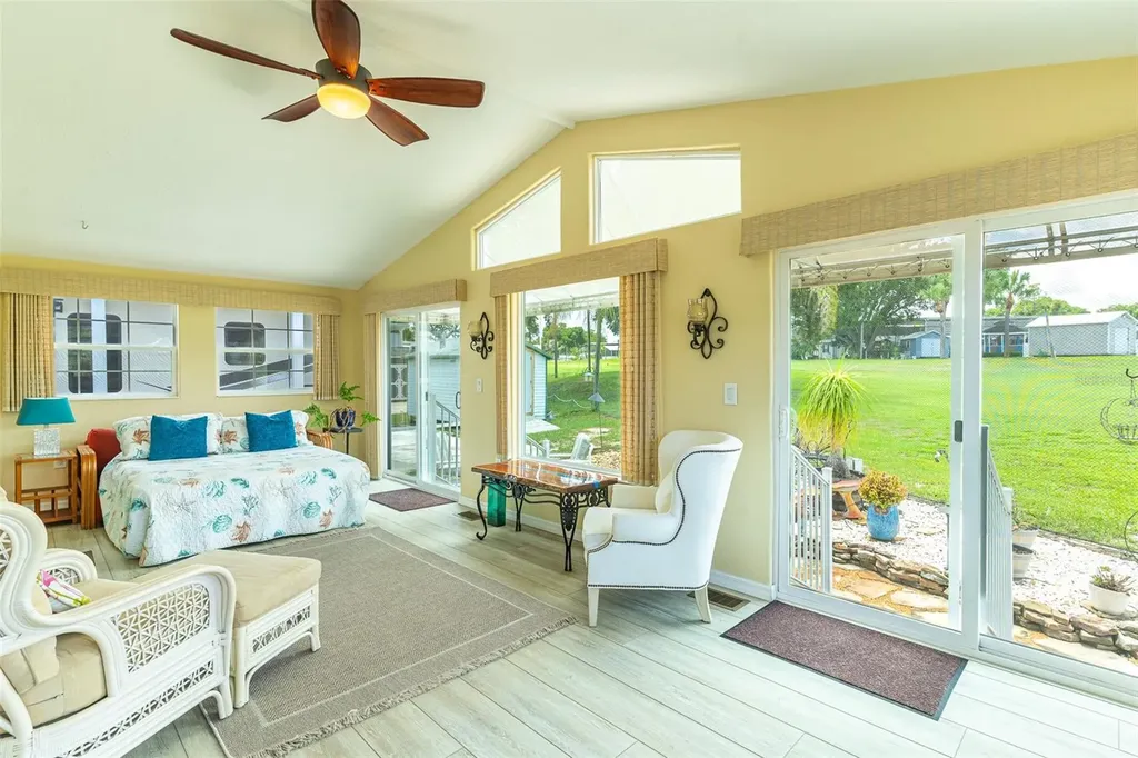 511 Par Pines Boulevard Davenport FL 33837