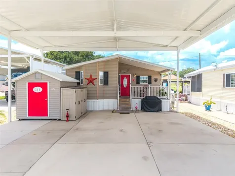 511 Par Pines Boulevard Davenport FL 33837