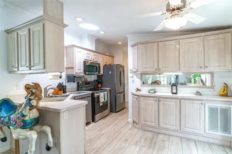511 Par Pines Boulevard Davenport FL 33837