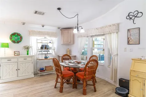 511 Par Pines Boulevard Davenport FL 33837