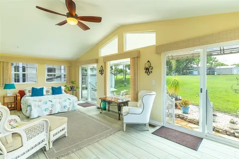 511 Par Pines Boulevard Davenport FL 33837