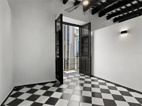 252 Calle Fortaleza San Juan PR 00901