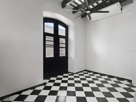 252 Calle Fortaleza San Juan PR 00901