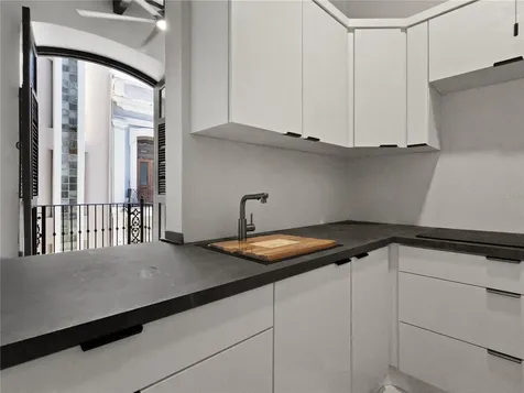 252 Calle Fortaleza San Juan PR 00901