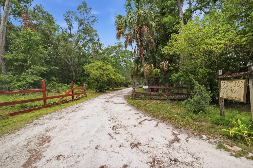 4444 Raines Road Brooksville FL 34604