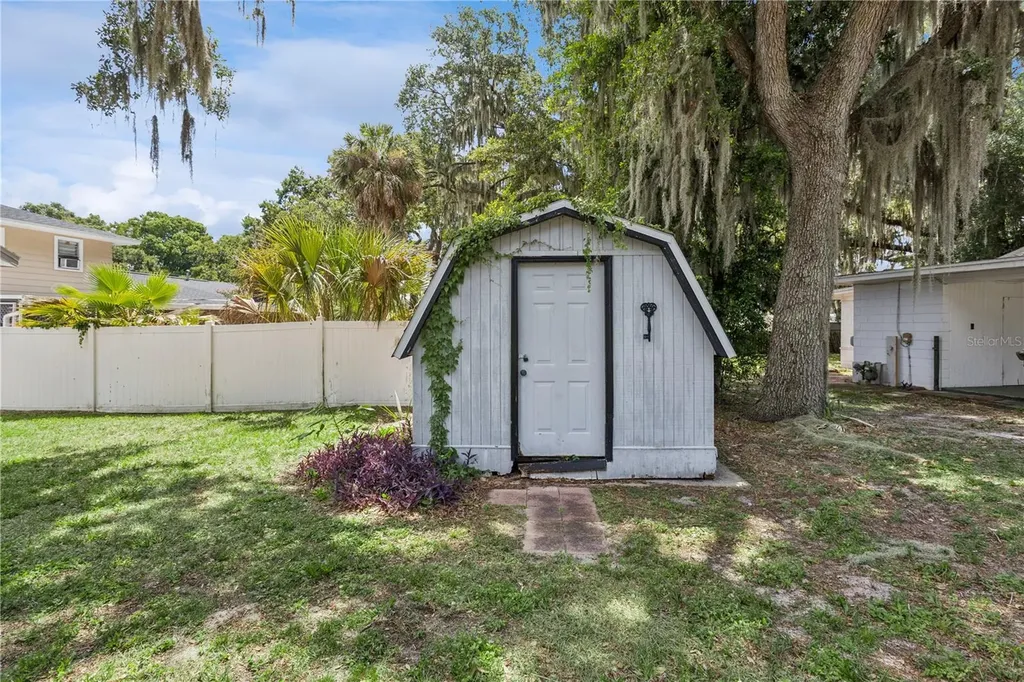 1400 Spartan Avenue Leesburg FL 34748