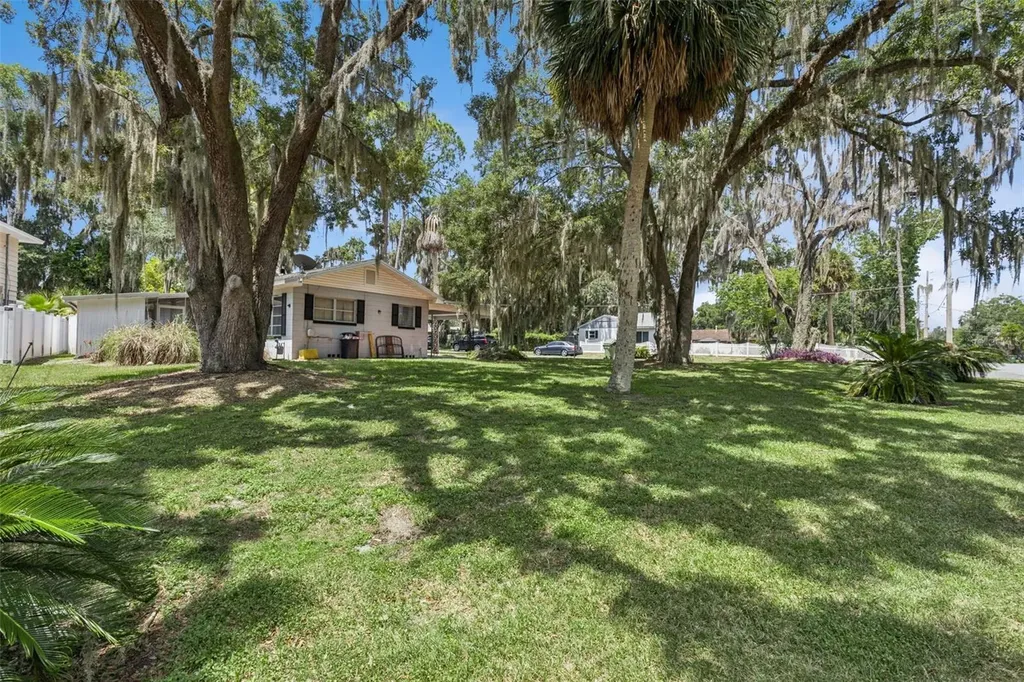 1400 Spartan Avenue Leesburg FL 34748