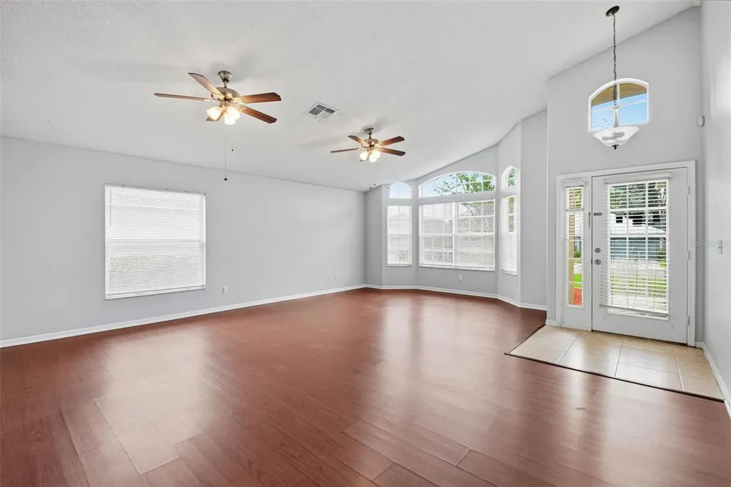 1708 Powder Ridge Drive Valrico FL 33594