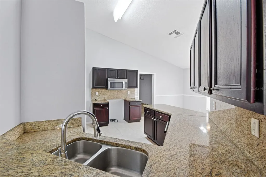 1708 Powder Ridge Drive Valrico FL 33594