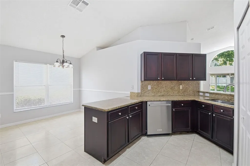 1708 Powder Ridge Drive Valrico FL 33594