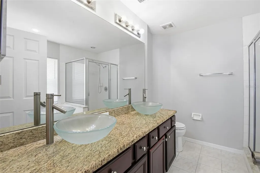 1708 Powder Ridge Drive Valrico FL 33594