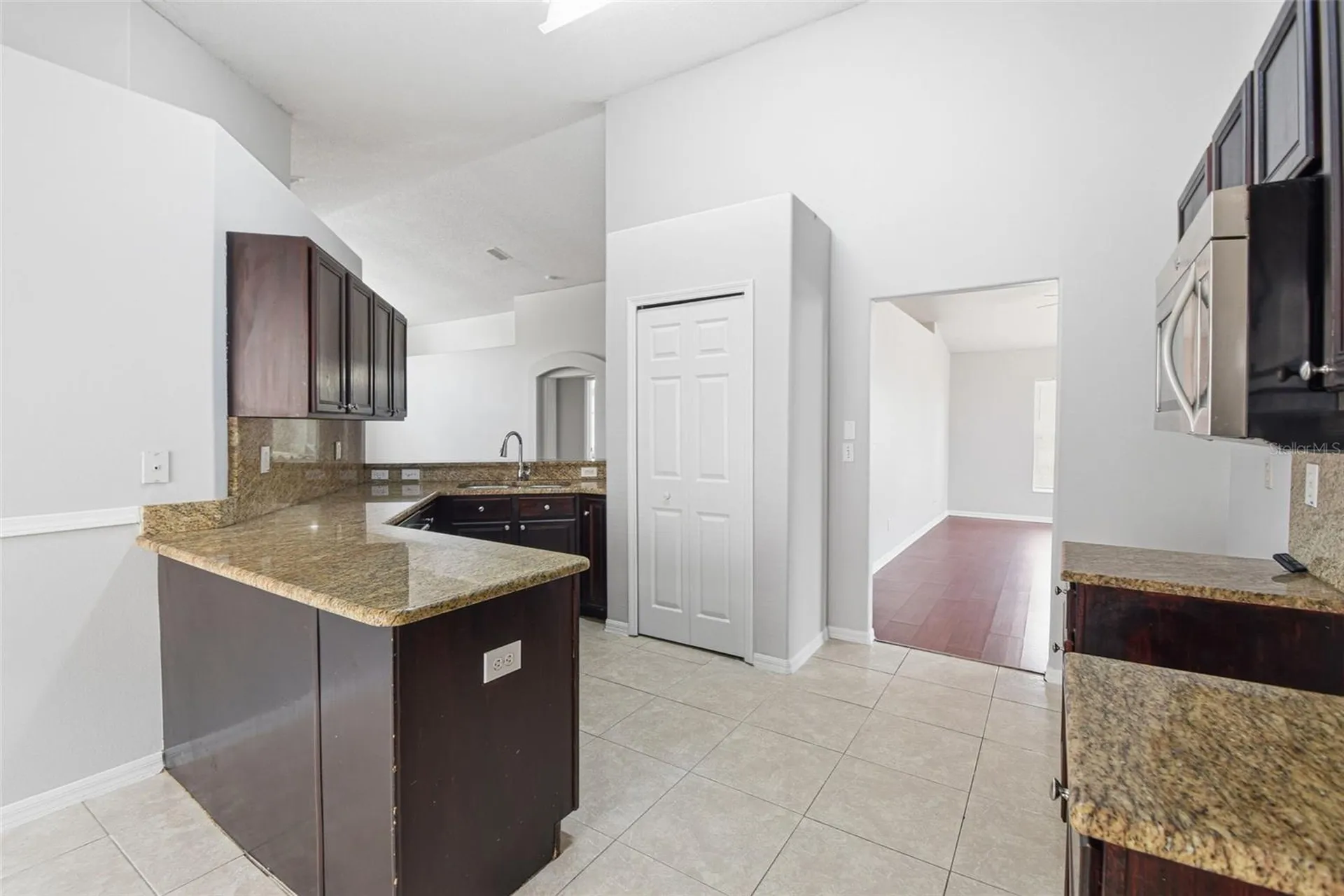 1708 Powder Ridge Drive Valrico FL 33594