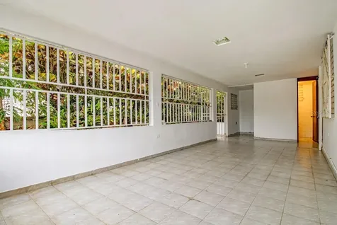3 Urb.cupey Gardens San Juan PR 00926