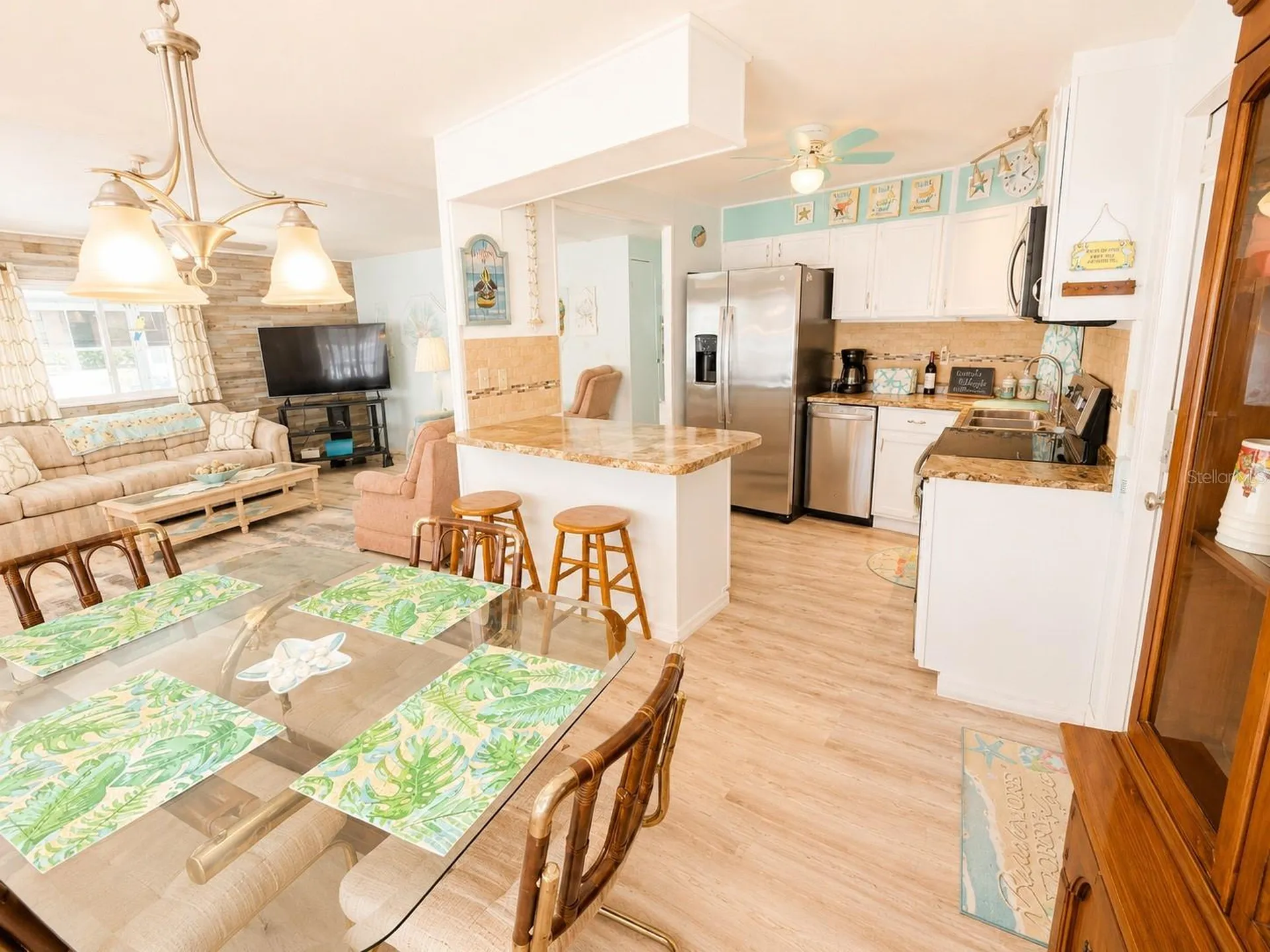 1614 Michigan Avenue Bradenton FL 34207