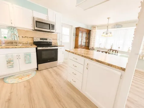 1614 Michigan Avenue Bradenton FL 34207