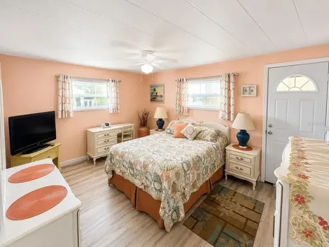 1614 Michigan Avenue Bradenton FL 34207