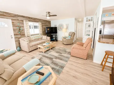 1614 Michigan Avenue Bradenton FL 34207