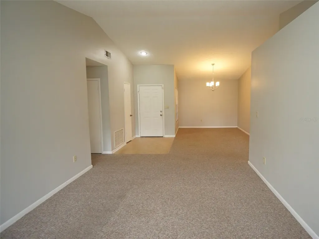 8755 Hampden Drive Tampa FL 33626