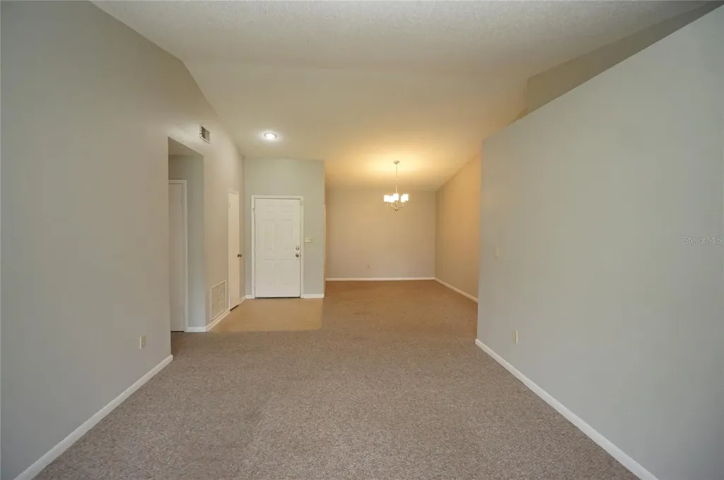 8755 Hampden Drive Tampa FL 33626