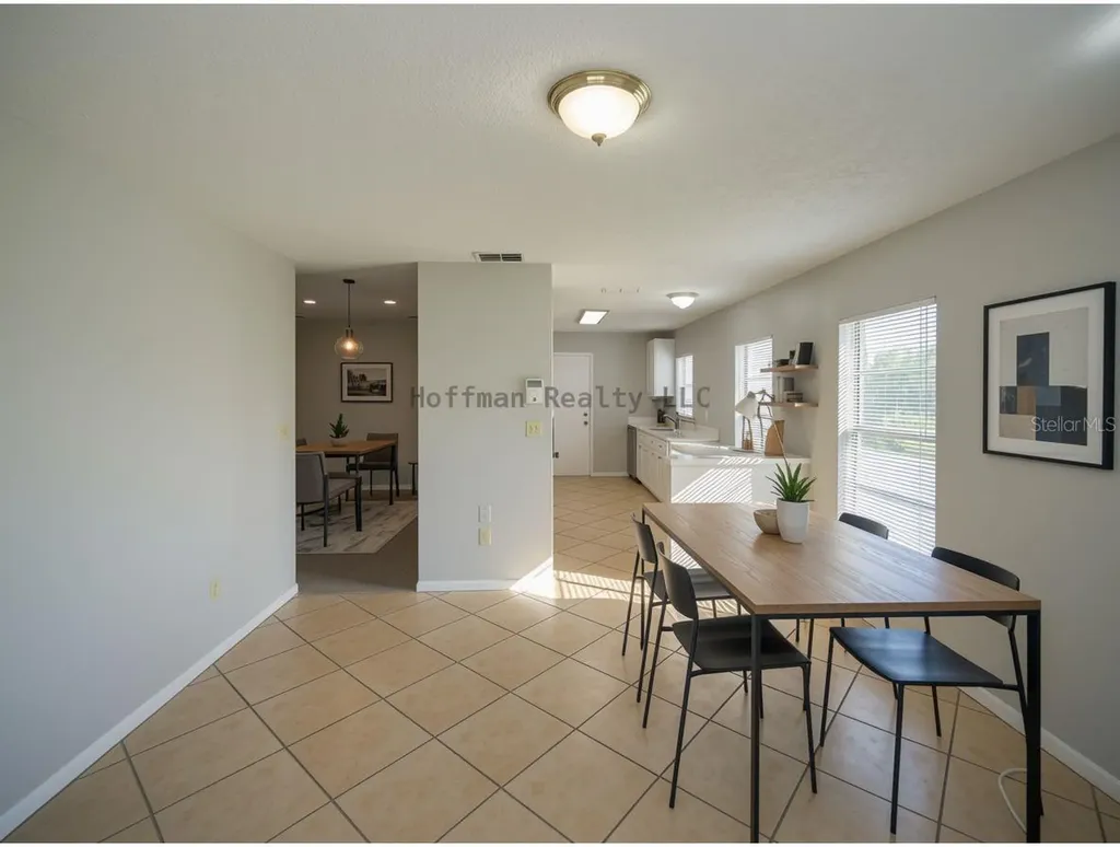 8755 Hampden Drive Tampa FL 33626