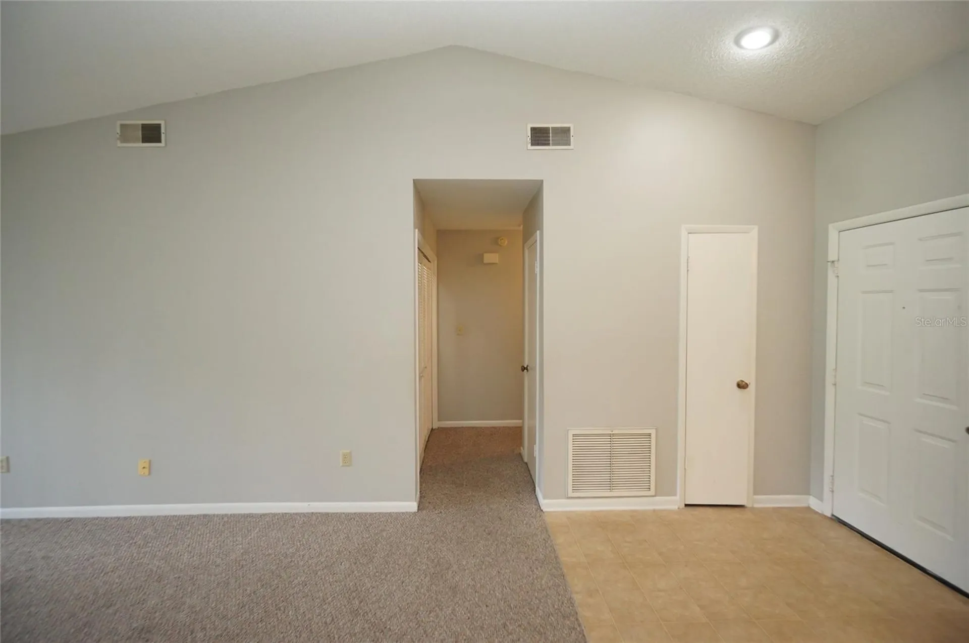 8755 Hampden Drive Tampa FL 33626