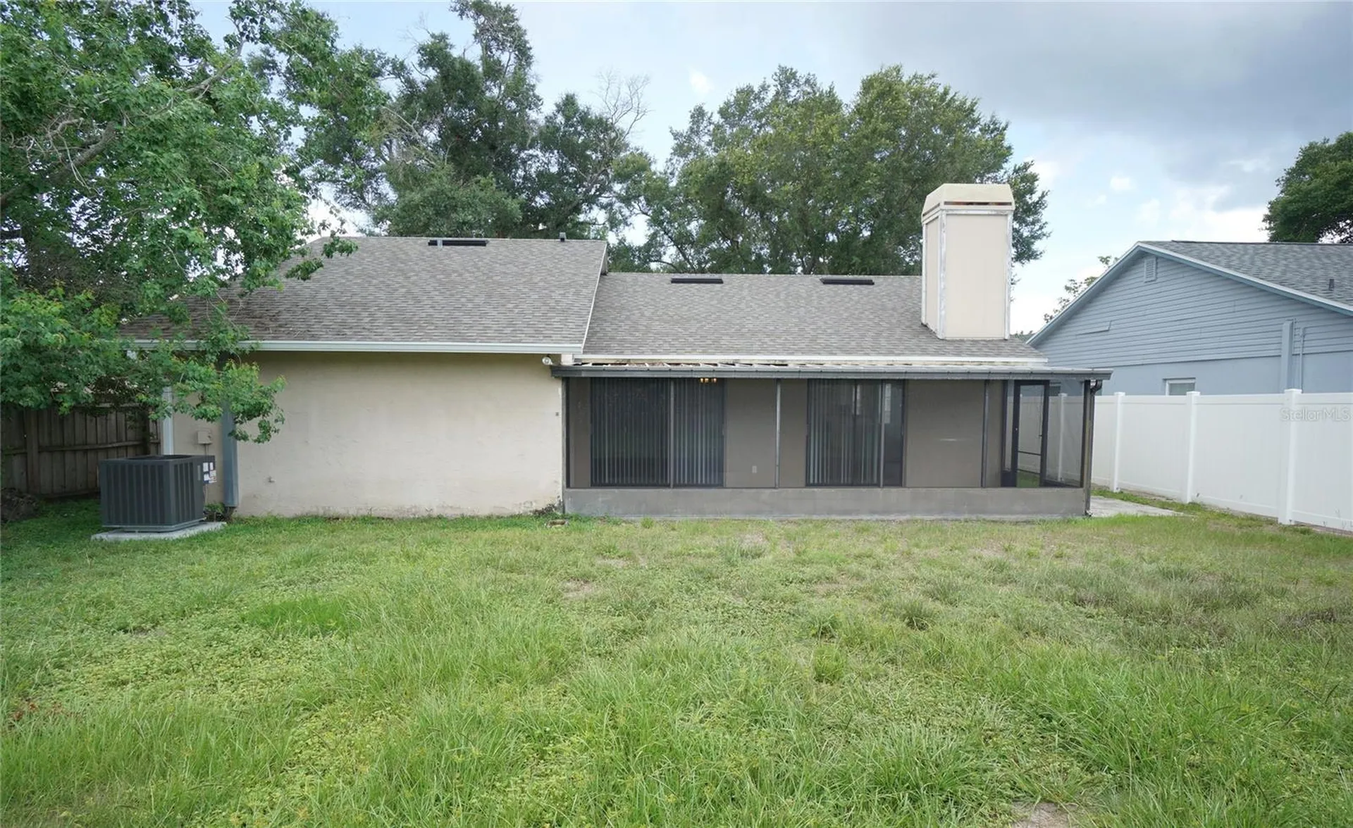 8755 Hampden Drive Tampa FL 33626