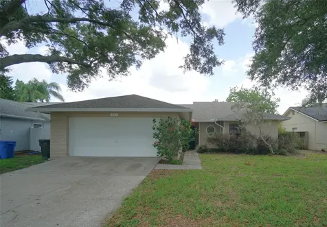 8755 Hampden Drive Tampa FL 33626