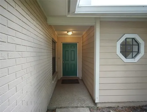 8755 Hampden Drive Tampa FL 33626