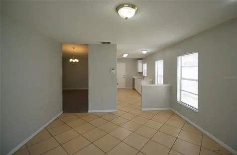 8755 Hampden Drive Tampa FL 33626