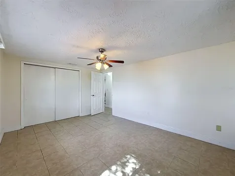 Holiday FL 34691