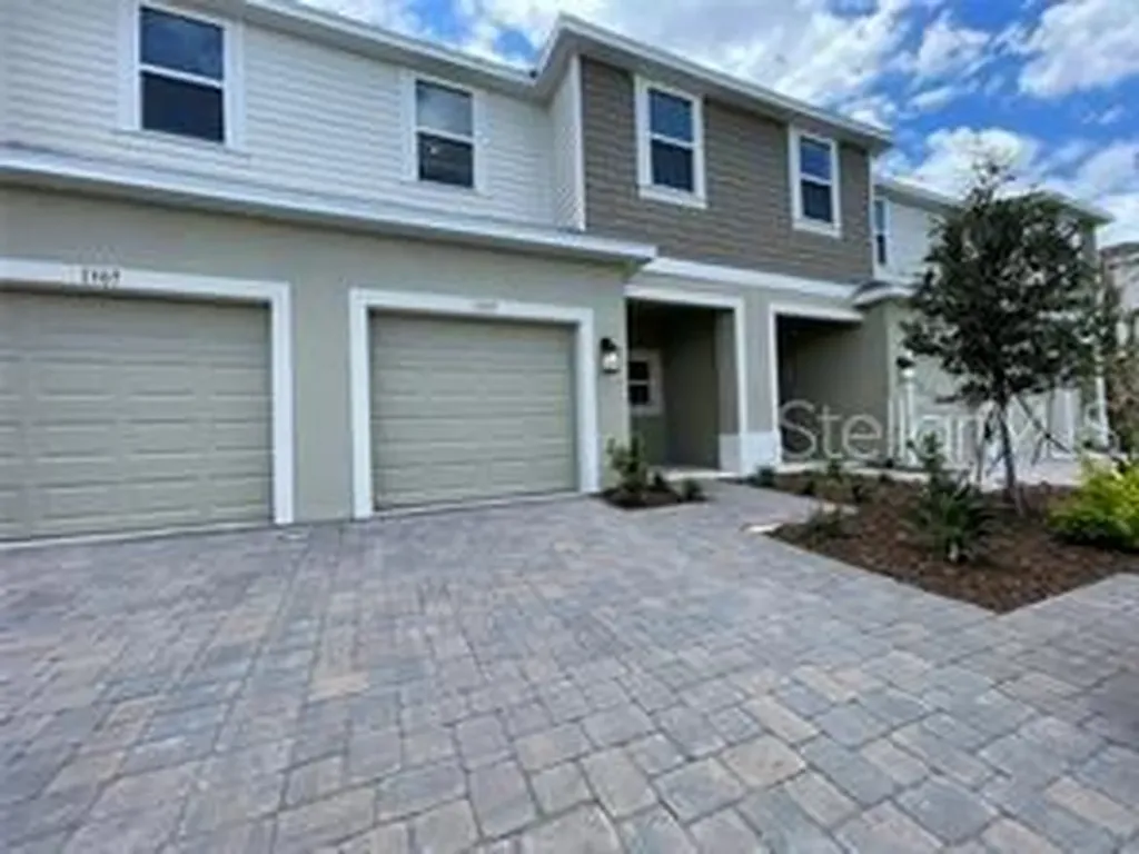 1309 Axel Graeson Avenue Kissimmee FL 34744