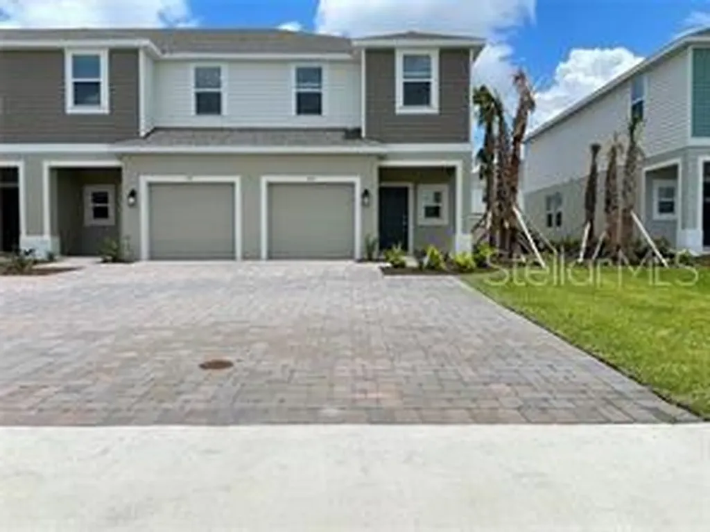 1309 Axel Graeson Avenue Kissimmee FL 34744