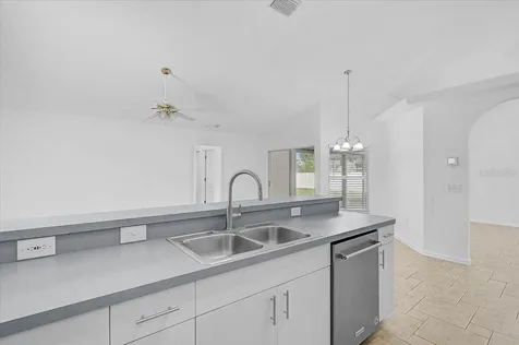 5108 72nd Street E Bradenton FL 34203