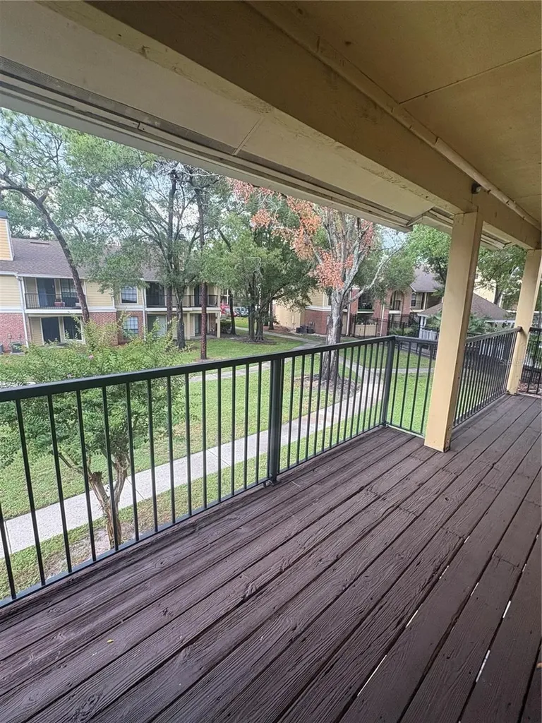 8609 Mallard Reserve Drive Tampa FL 33614