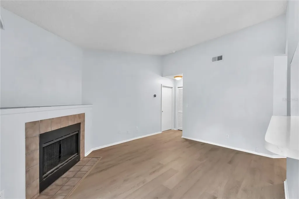 8609 Mallard Reserve Drive Tampa FL 33614