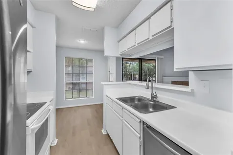 8609 Mallard Reserve Drive Tampa FL 33614