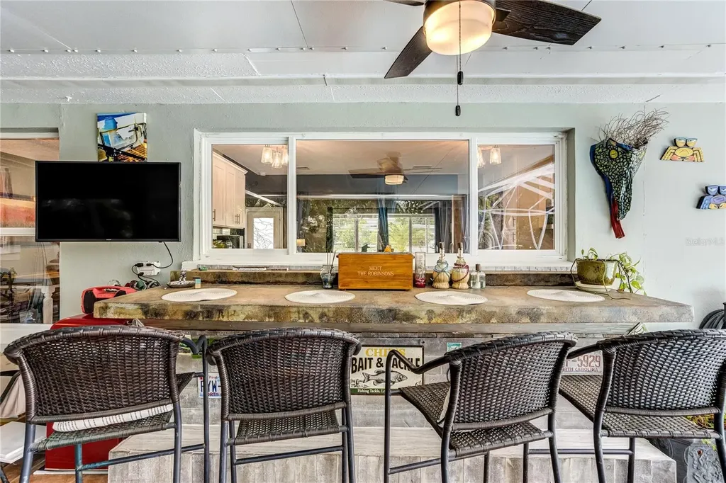 326 Mehlenbacher Road Belleair FL 33756