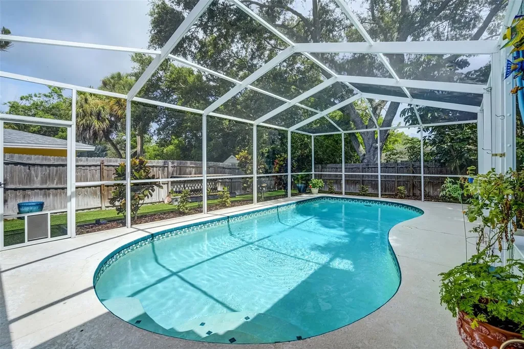 326 Mehlenbacher Road Belleair FL 33756
