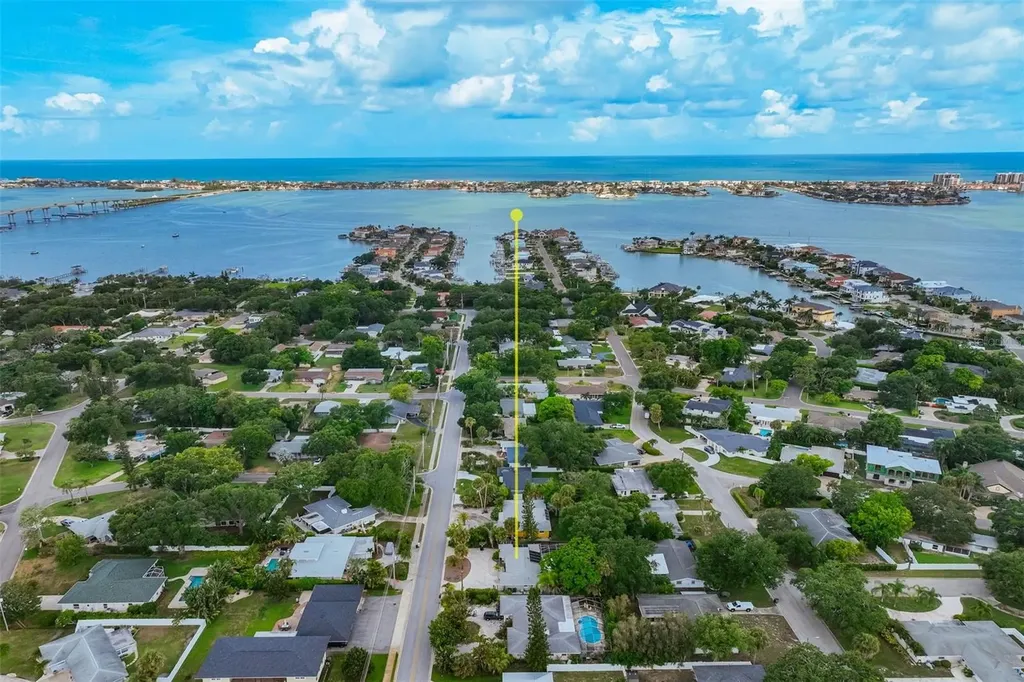 326 Mehlenbacher Road Belleair FL 33756