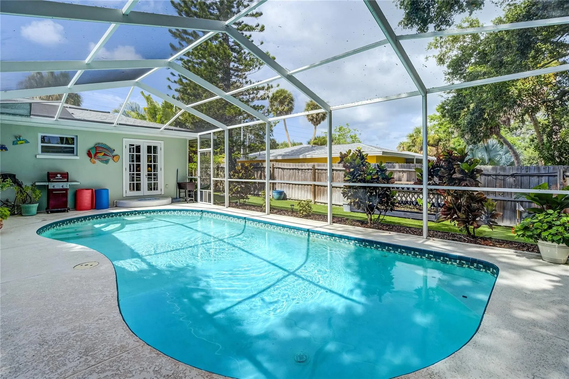 326 Mehlenbacher Road Belleair FL 33756
