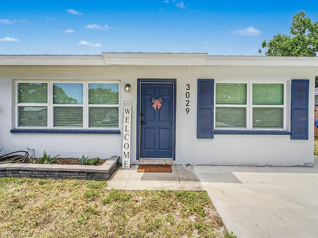 3029 Pine Tree Avenue Largo FL 33771
