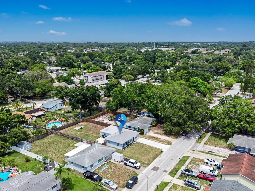 3029 Pine Tree Avenue Largo FL 33771