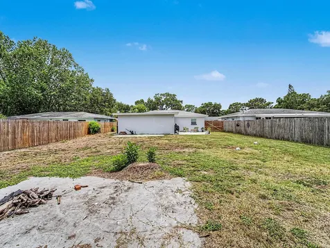 3029 Pine Tree Avenue Largo FL 33771