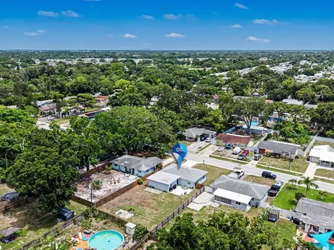 3029 Pine Tree Avenue Largo FL 33771