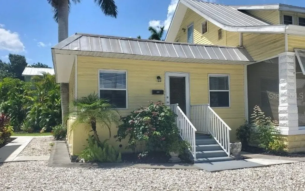 461 W Marion Avenue Punta Gorda FL 33950