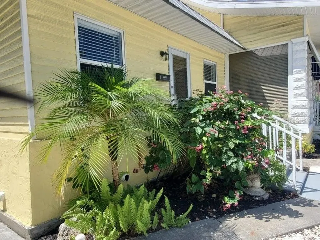 461 W Marion Avenue Punta Gorda FL 33950